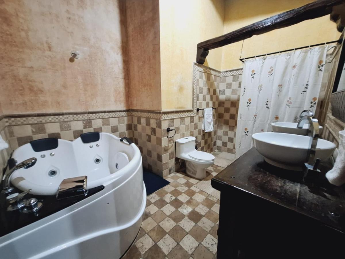 Hotel Boutique Casa Del Angel Antigua Екстер'єр фото