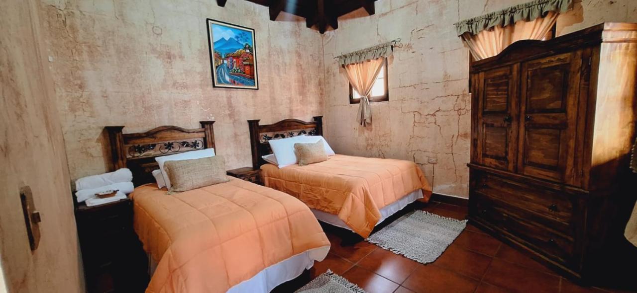 Hotel Boutique Casa Del Angel Antigua Екстер'єр фото